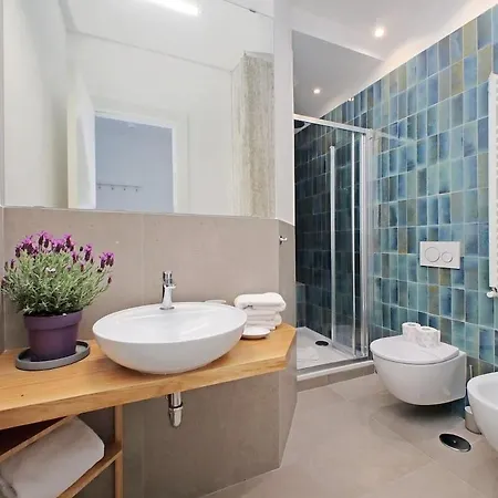Brand New Modern 2 Stops To Colosseum Apartament *