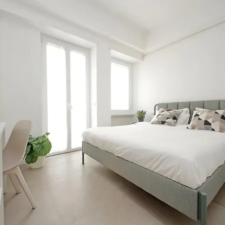 Brand New Modern 2 Stops To Colosseum Apartament