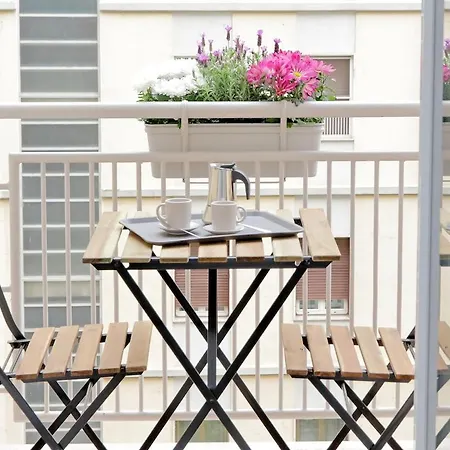 Apartament Brand New Modern 2 Stops To Colosseum *